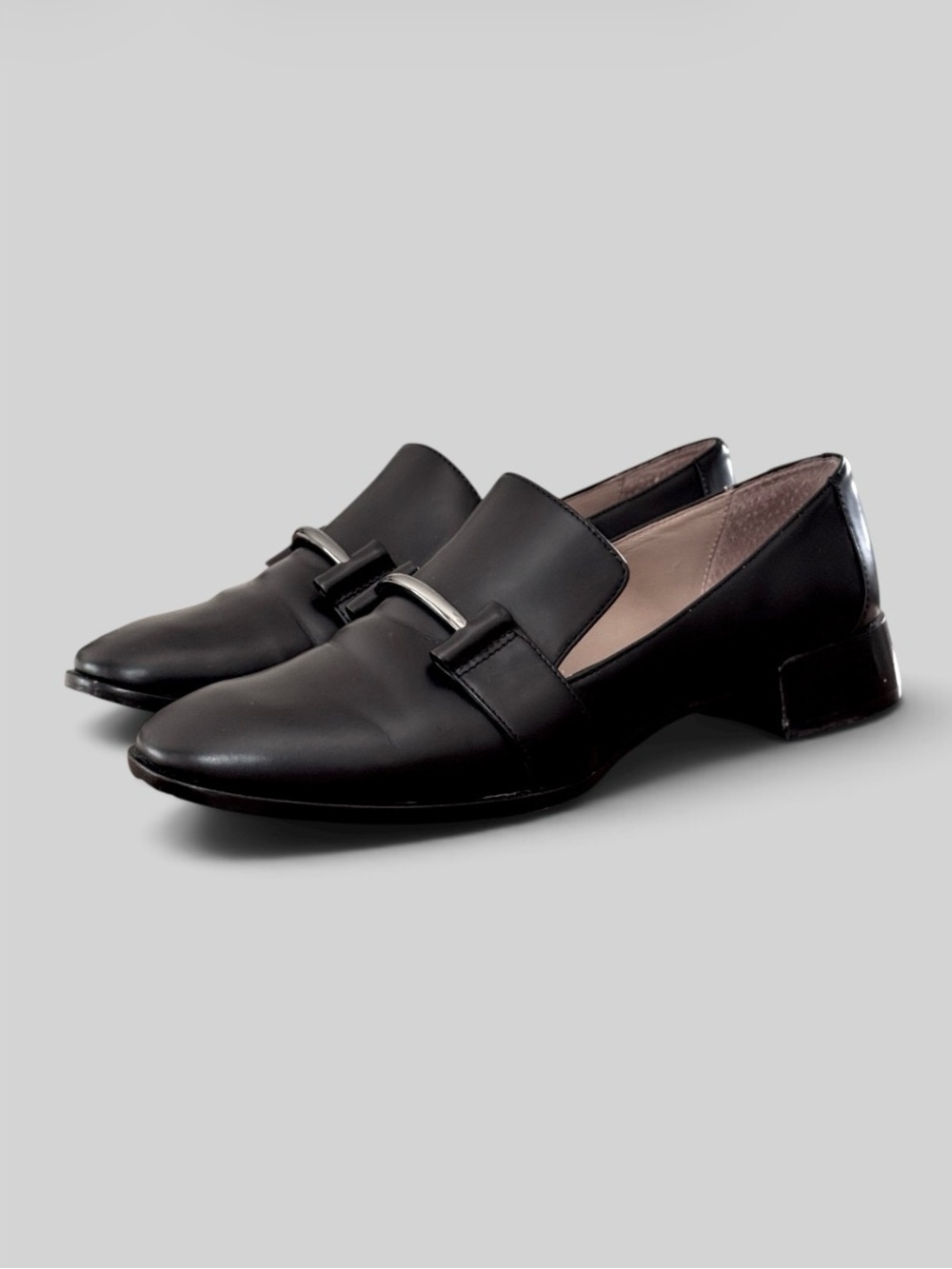 Linea Paolo Black Leather Silver Hardware Loafers 7.5 M